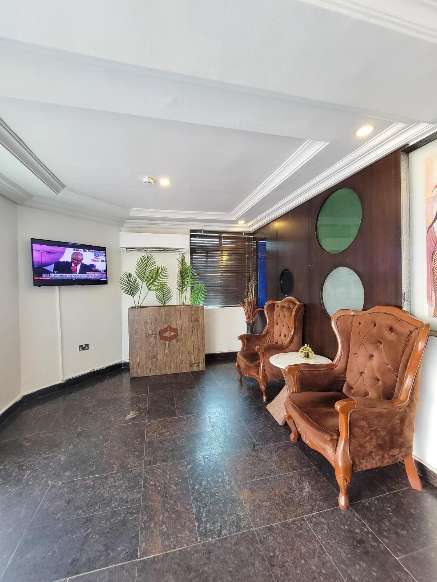 Presken K-One Hotel Ikeja Kültér fotó