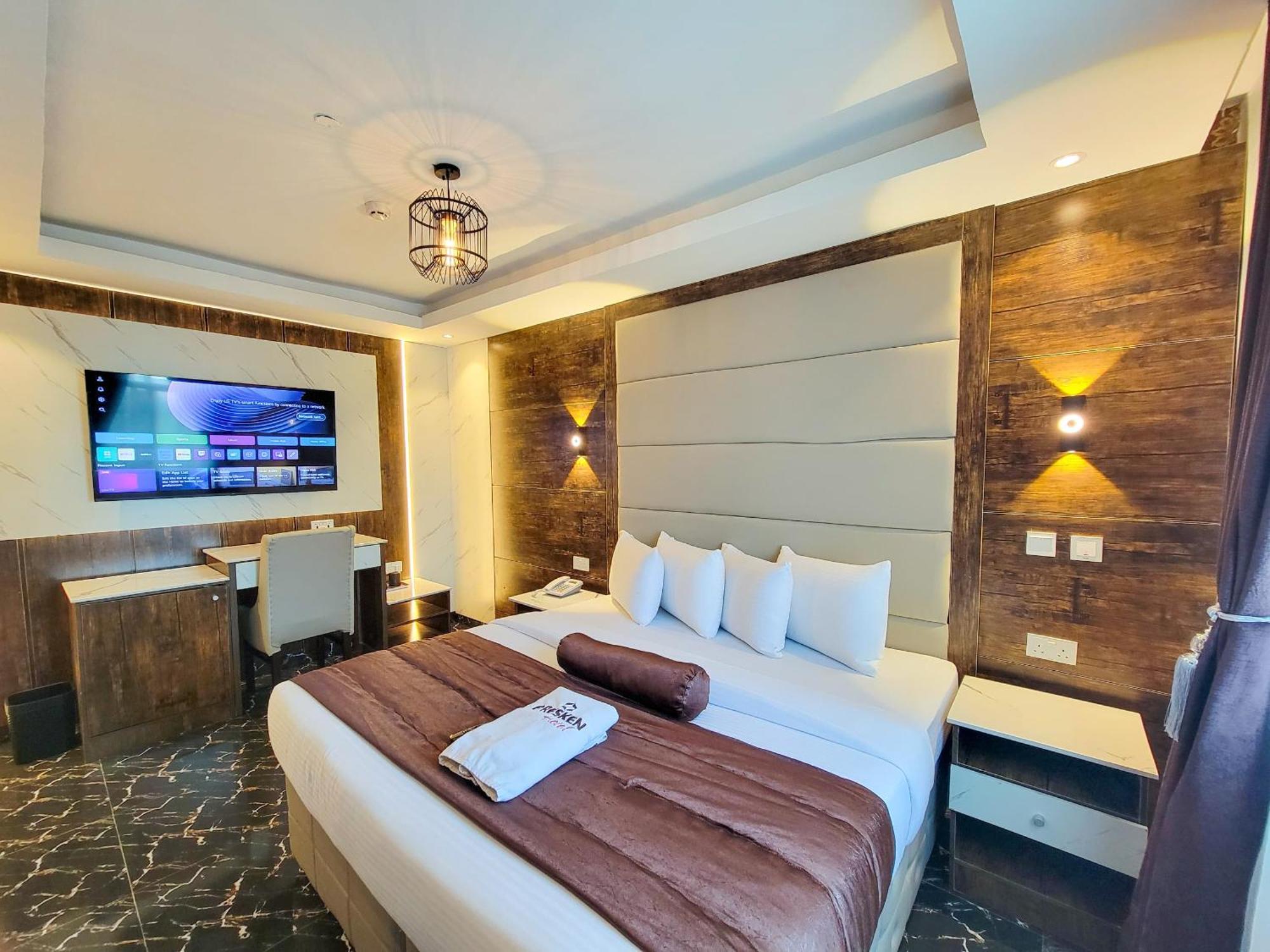 Presken K-One Hotel Ikeja Kültér fotó