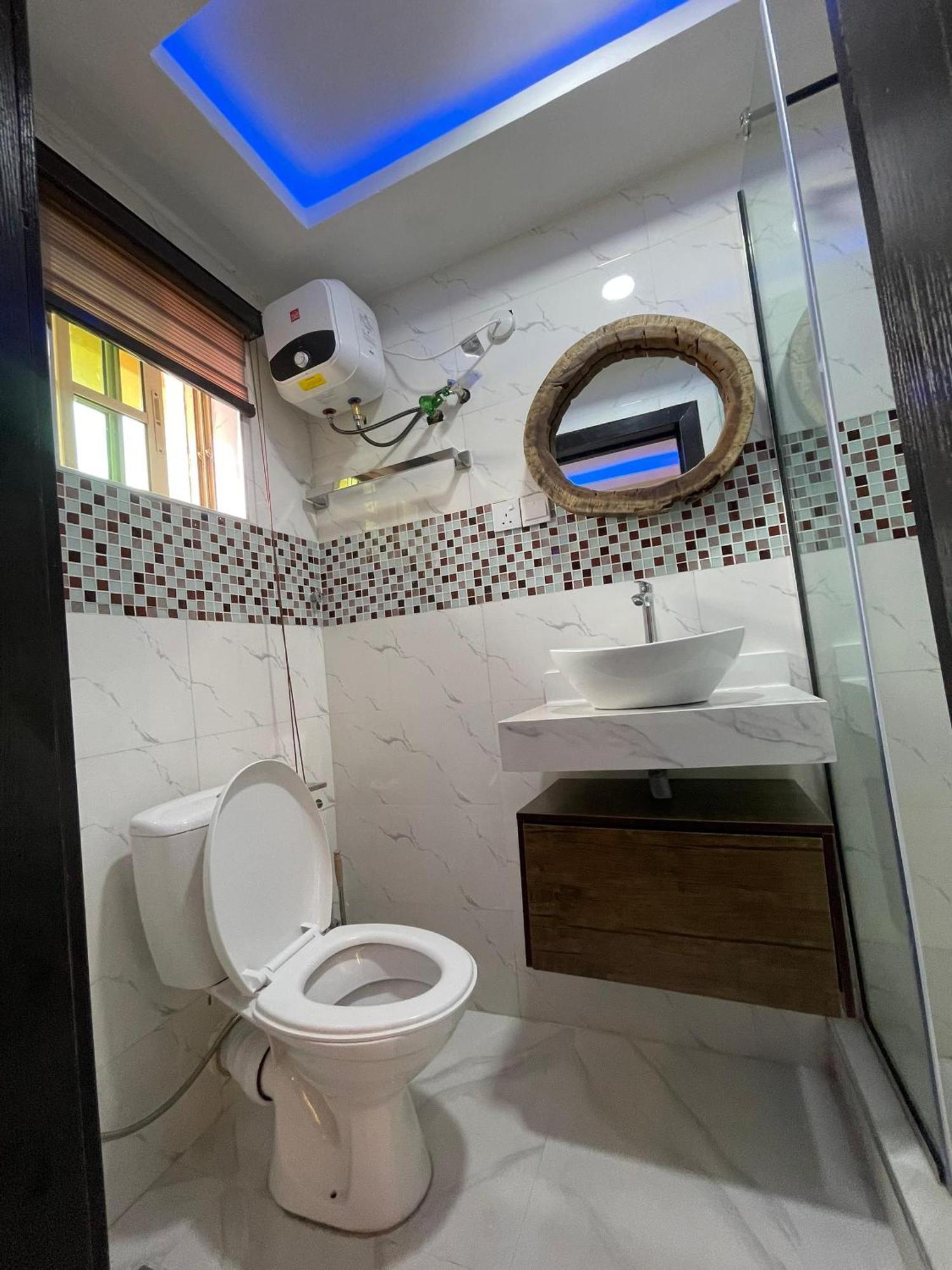 Presken K-One Hotel Ikeja Kültér fotó